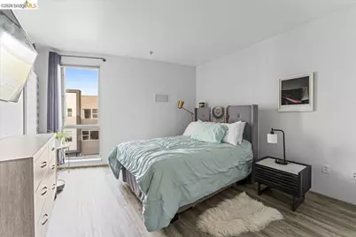 1201 Pine St #354, Oakland, CA 94607 - Photo 9