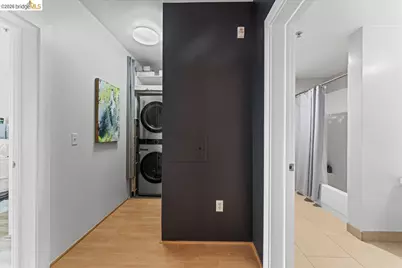 1201 Pine St #354, Oakland, CA 94607 - Photo 25