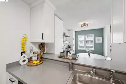 3161 Birmingham Drive #213, Richmond, CA 94806 - Photo 9