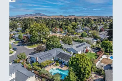 3425 Canfield Dr, Danville, CA 94526 - Photo 71