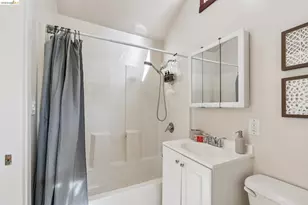 1322 Bancroft Way, Berkeley, CA 94702 - Photo 27