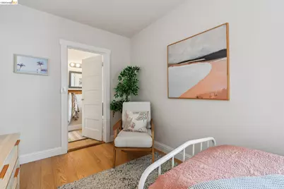1322 Bancroft Way, Berkeley, CA 94702 - Photo 17