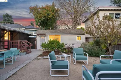 1322 Bancroft Way, Berkeley, CA 94702 - Photo 29
