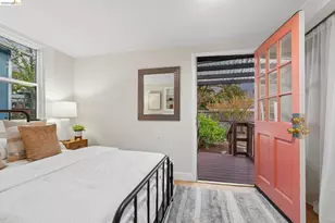 1322 Bancroft Way, Berkeley, CA 94702 - Photo 21