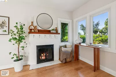 1322 Bancroft Way, Berkeley, CA 94702 - Photo 9