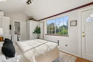 1322 Bancroft Way, Berkeley, CA 94702 - Photo 23