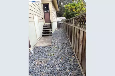 1319 Murchison Dr, Millbrae, CA 94030 - Photo 23
