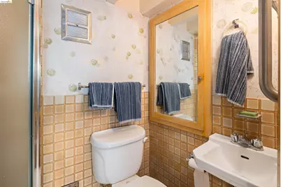 1527 Blake St, Berkeley, CA 94703 - Photo 41