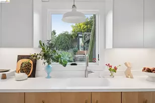 2921 55th Ave, Oakland, CA 94605 - Photo 25