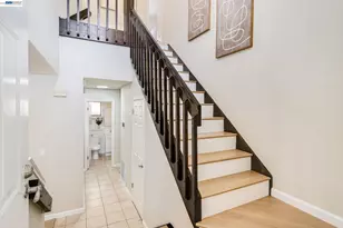 21297 Justco Ln, Castro Valley, CA 94552 - Photo 3