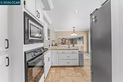 123 Michele Ct, Vallejo, CA 94591 - Photo 23