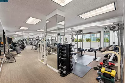 6363 Christie Ave #1226, Emeryville, CA 94608 - Photo 9