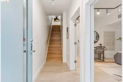 1255 Pine St, Oakland, CA 94607 - Photo 5