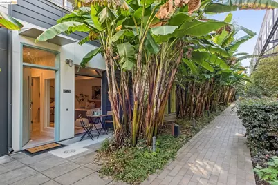 1255 Pine St, Oakland, CA 94607 - Photo 3