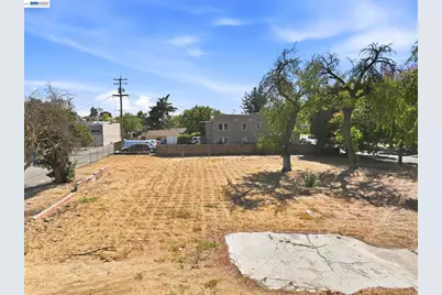 234 Maple Ave, Manteca, CA 95336 - Photo 15