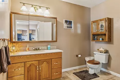 15742 Paseo Largavista, San Lorenzo, CA 94580 - Photo 33