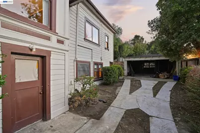 2525 29th St, Oakland, CA 94602 - Photo 37