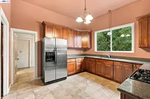 2525 29th St, Oakland, CA 94602 - Photo 9