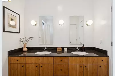 2830 Mandela Pkwy, Oakland, CA 94608 - Photo 21