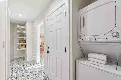 5215 Fleming Ave, Oakland, CA 94619 - Photo 27