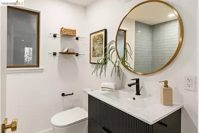 402 Vermont Avenue, Berkeley, CA 94707 - Photo 27