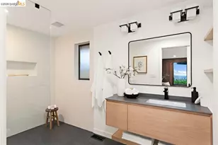 402 Vermont Ave, Berkeley, CA 94707 - Photo 25