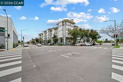 655 12th St #219, Oakland, CA 94607 - Photo 17