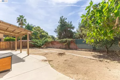2016 Asilomar Dr, Antioch, CA 94509 - Photo 31