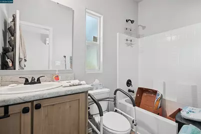 22797 Cozy Ct, Tracy, CA 95304 - Photo 81