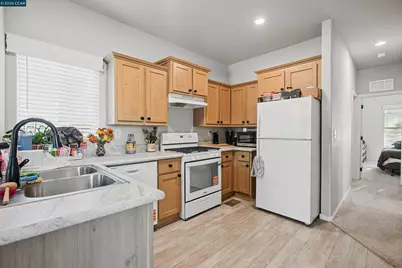 22797 Cozy Ct, Tracy, CA 95304 - Photo 25