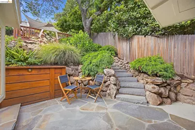 967 Grosvenor Place, Oakland, CA 94610 - Photo 39