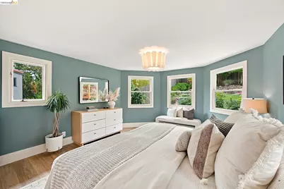 967 Grosvenor Place, Oakland, CA 94610 - Photo 29
