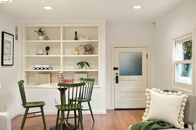 967 Grosvenor Place, Oakland, CA 94610 - Photo 37