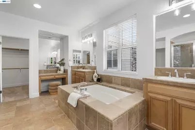 5698 Carnegie Way, Livermore, CA 94550 - Photo 23