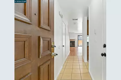 128 Peppermill Ln, Pittsburg, CA 94565 - Photo 5
