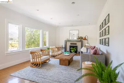 5981 Chabolyn Ter, Oakland, CA 94618 - Photo 9