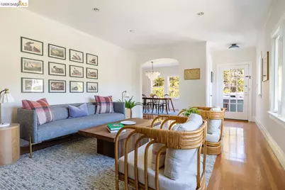 5981 Chabolyn Ter, Oakland, CA 94618 - Photo 11