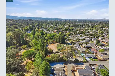 1340 Janet Ln, Concord, CA 94521 - Photo 23