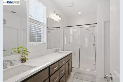 17555 Nightshore Dr, Lathrop, CA 95330 - Photo 23