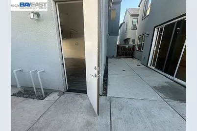 17555 Nightshore Dr, Lathrop, CA 95330 - Photo 3