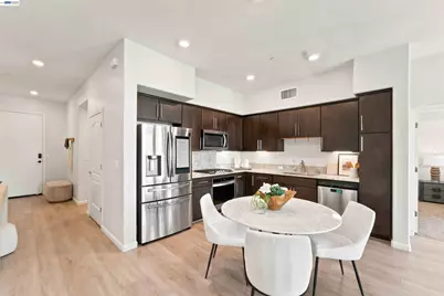 314 Llano De Los Robles Ave #7, San Jose, CA 95136 - Photo 7