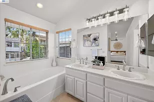 1128 Riviera Ct, Livermore, CA 94551 - Photo 19