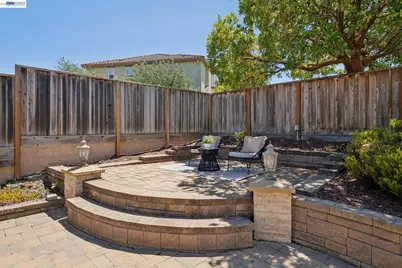 123 Benmore Dr, Hayward, CA 94542 - Photo 71
