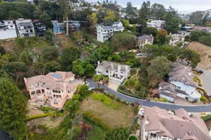 6036 Mazuela Dr, Oakland, CA 94611 - Photo 67