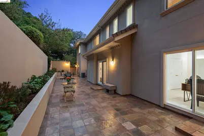 6036 Mazuela Dr, Oakland, CA 94611 - Photo 55