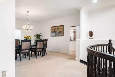 6036 Mazuela Dr, Oakland, CA 94611 - Photo 5