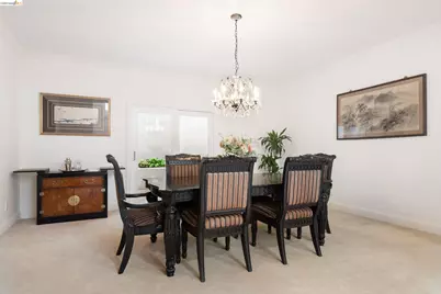 6036 Mazuela Dr, Oakland, CA 94611 - Photo 7