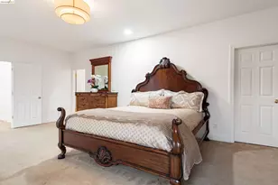 6036 Mazuela Dr, Oakland, CA 94611 - Photo 27