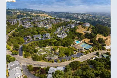25 Captains Cv, Oakland, CA 94618 - Photo 51
