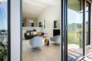 25 Captains Cove, Oakland, CA 94618 - Photo 15